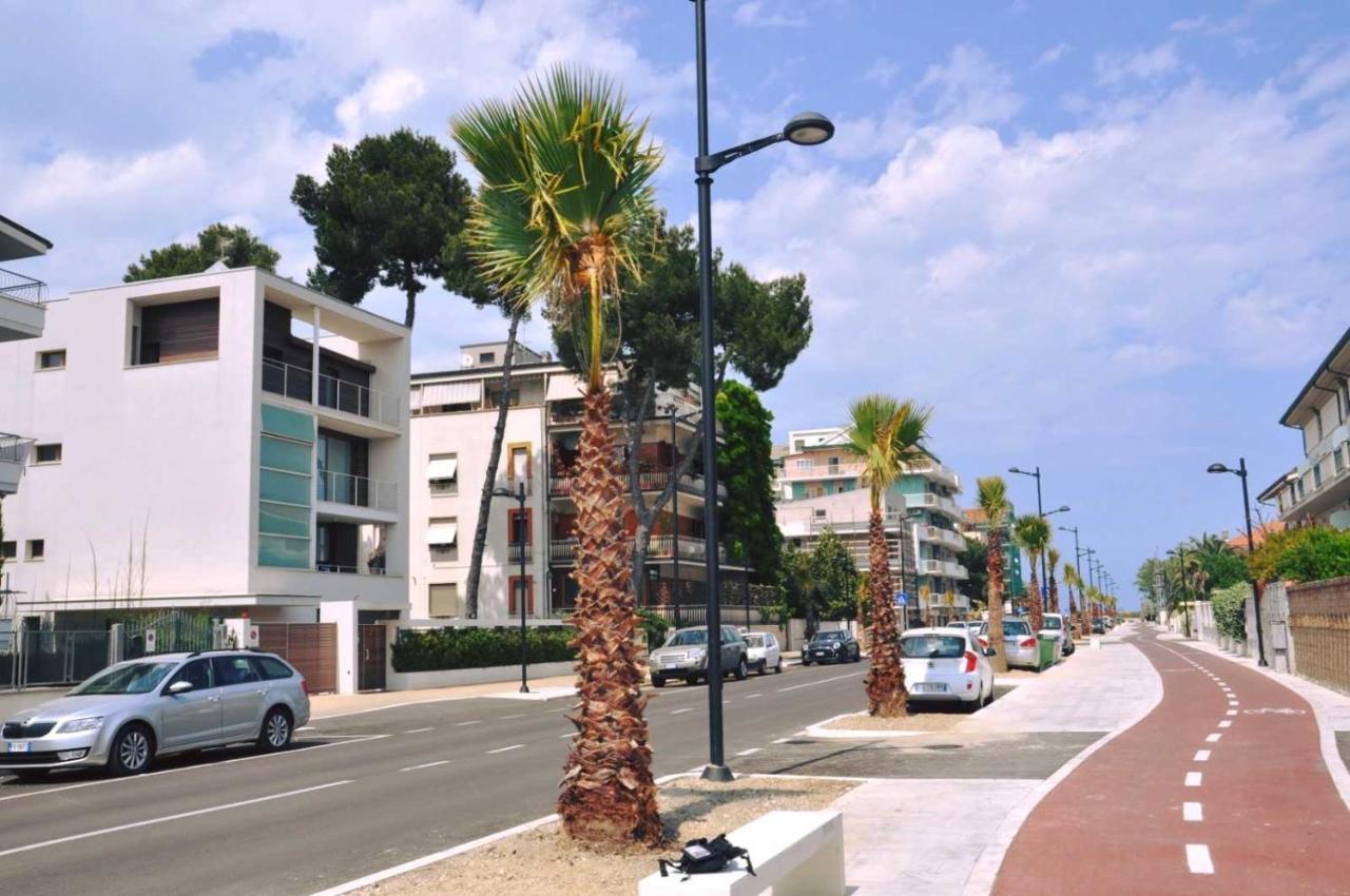 Casa Al Mare Pescara Apartamento Exterior foto
